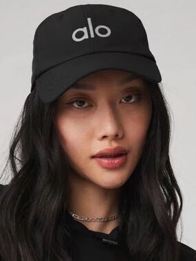 Alo performance off duty cap